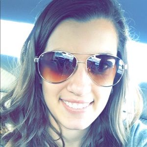 Meet your Posher, Dani